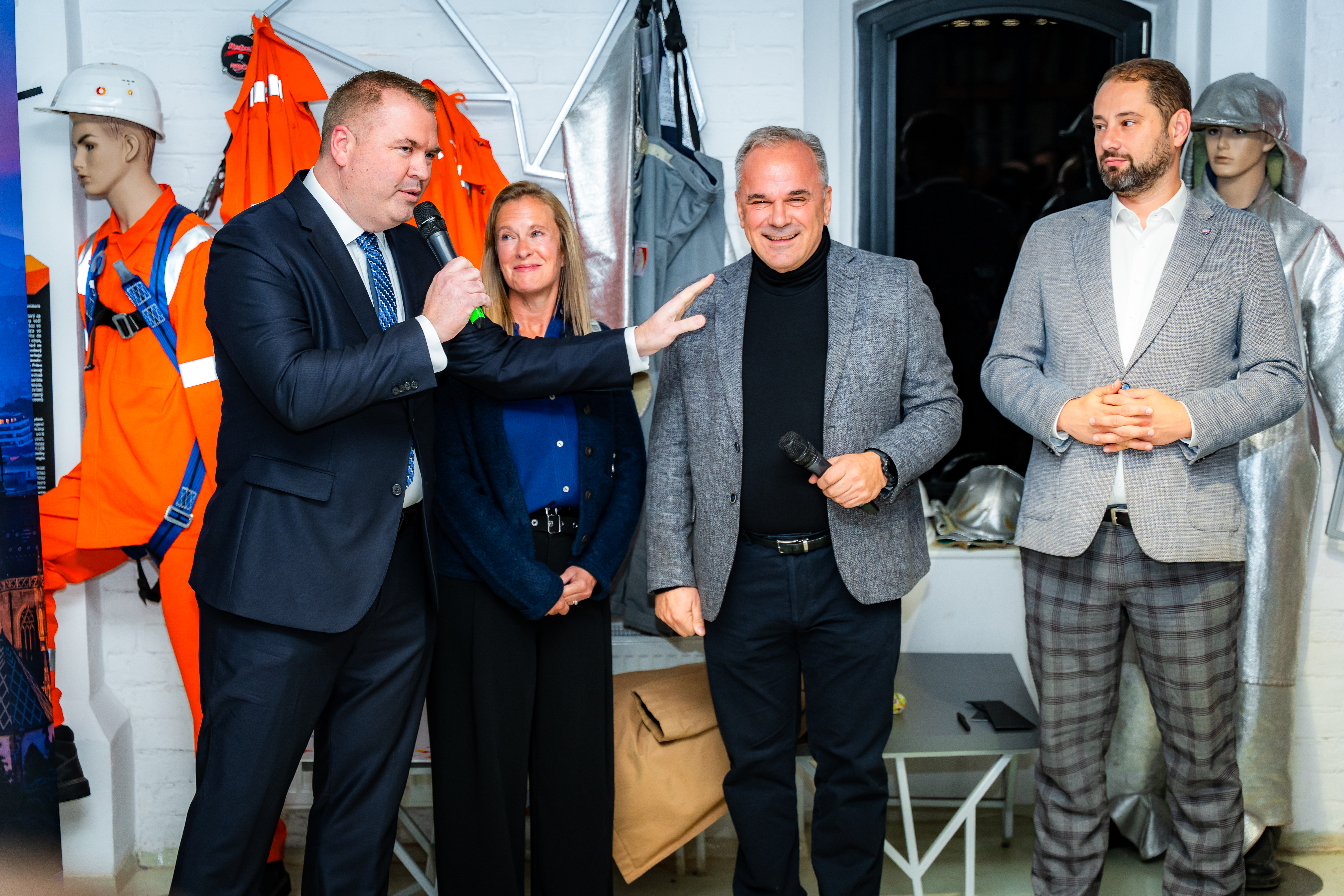 Otvorenie obnovy expozicie v Steelparku -10